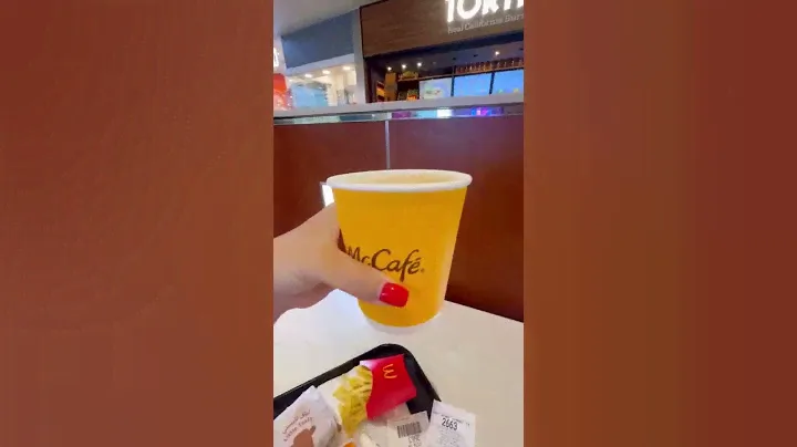 😳Арабский Макдональдс? Что нужно попробовать в Дубае #оаэ #мак #дубаи
