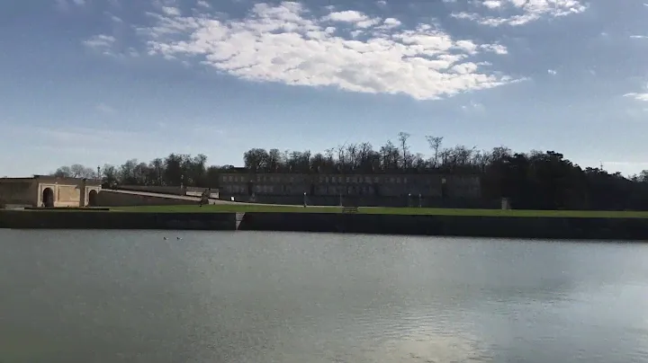 Замок Шантийи (Château de Chantilly)