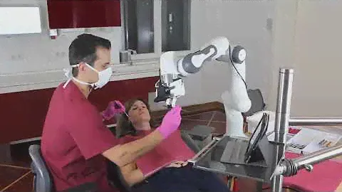 Dentronics:New application Domain for collaborative Robots in Dental Assistantce.